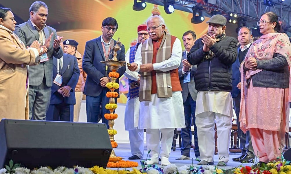 भविष्य की दिशा में कदम: मुख्यमंत्री ने चिंहित किए गए परियोजनाओं का ऐलान किया